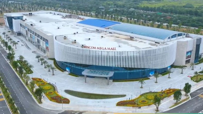 Hà Nội: Vincom Mega Mall Smart City, bên cạnh TTTM